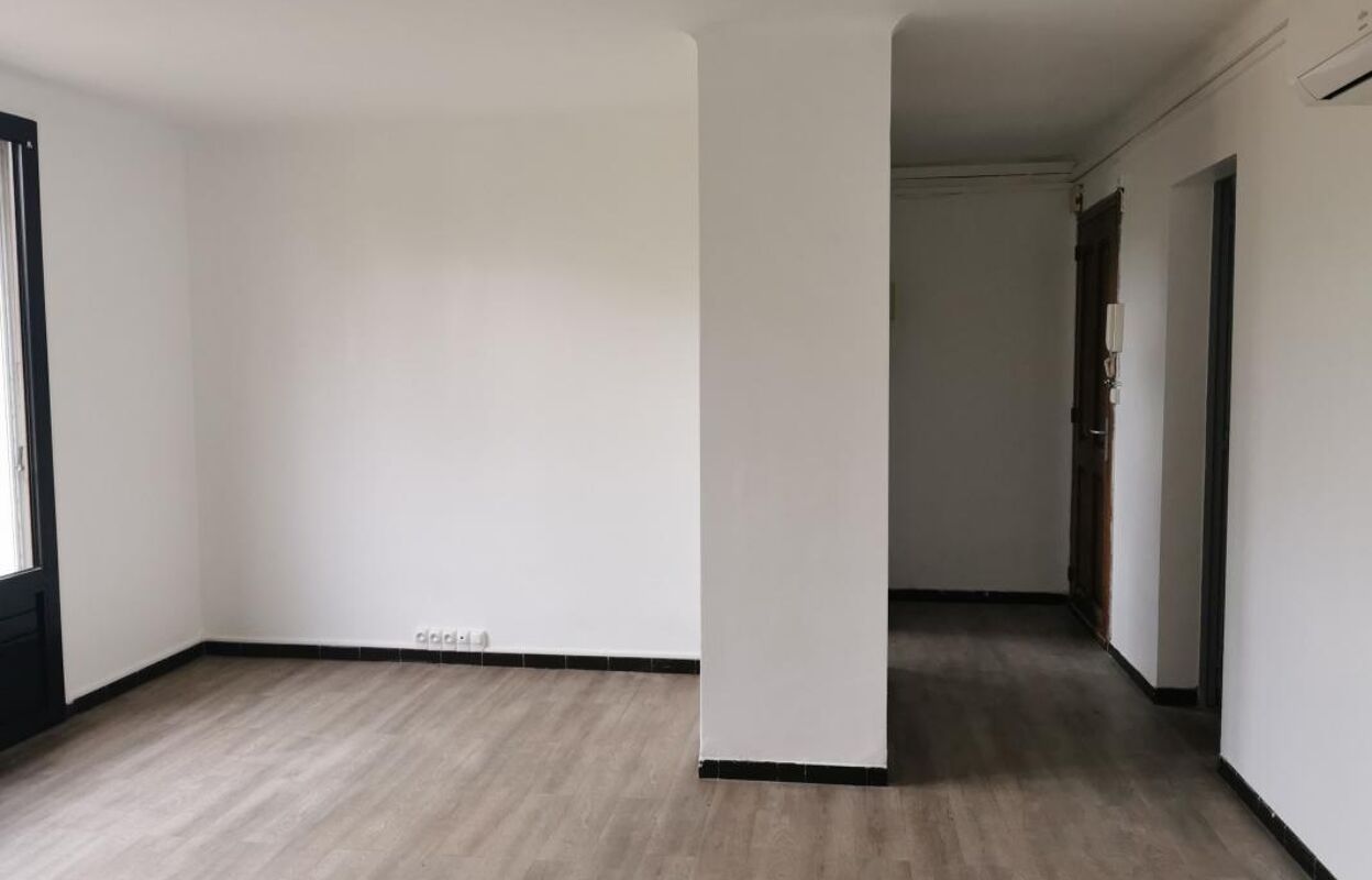 appartement 4 pièces 68 m2 à louer à Nîmes (30000)