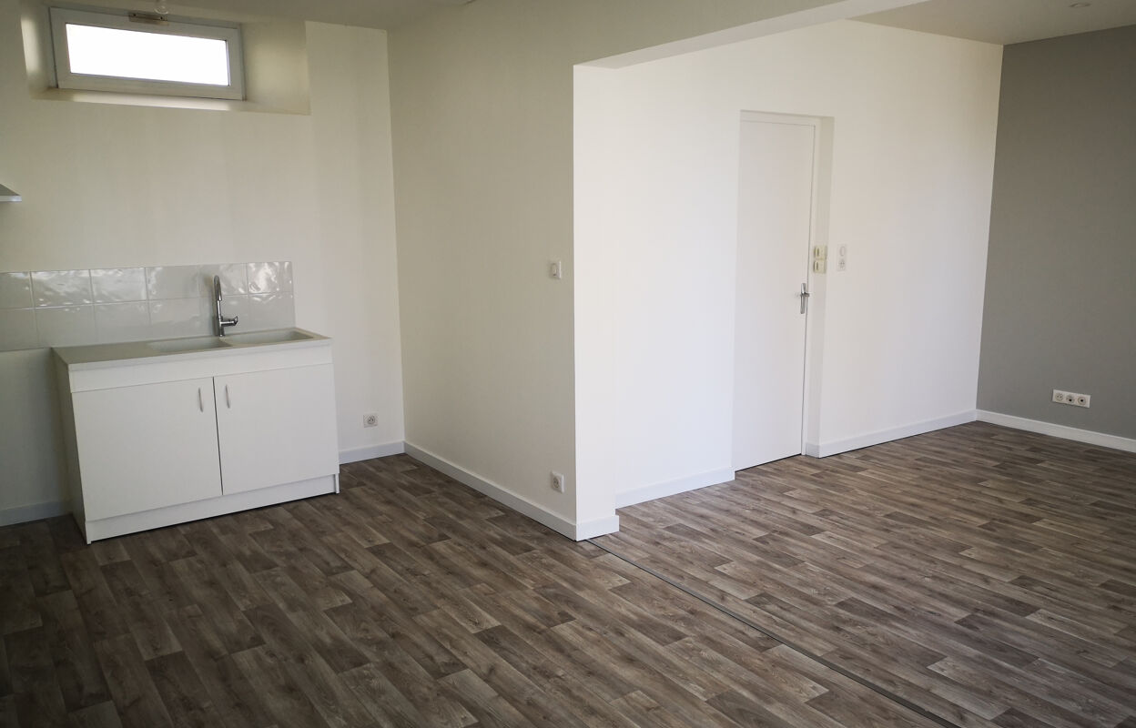 appartement 3 pièces 65 m2 à louer à Pouzauges (85700)