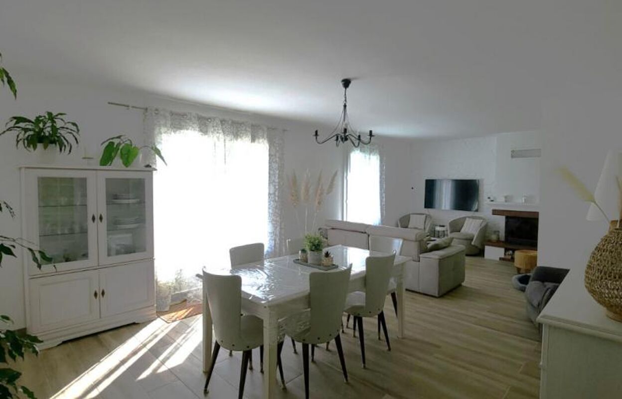 maison 5 pièces 93 m2 à vendre à Saint-Rémy-sur-Avre (28380)