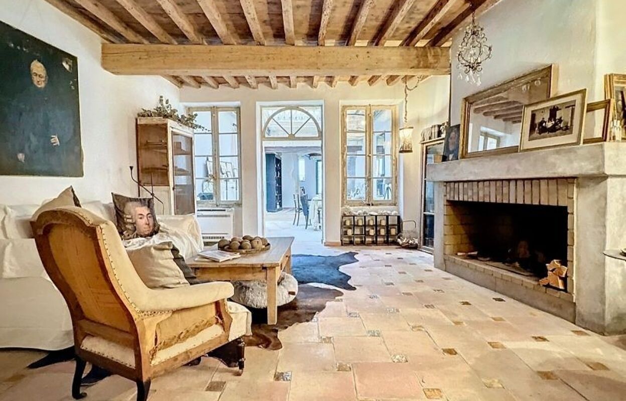 maison 7 pièces 350 m2 à vendre à Tarascon (13150)