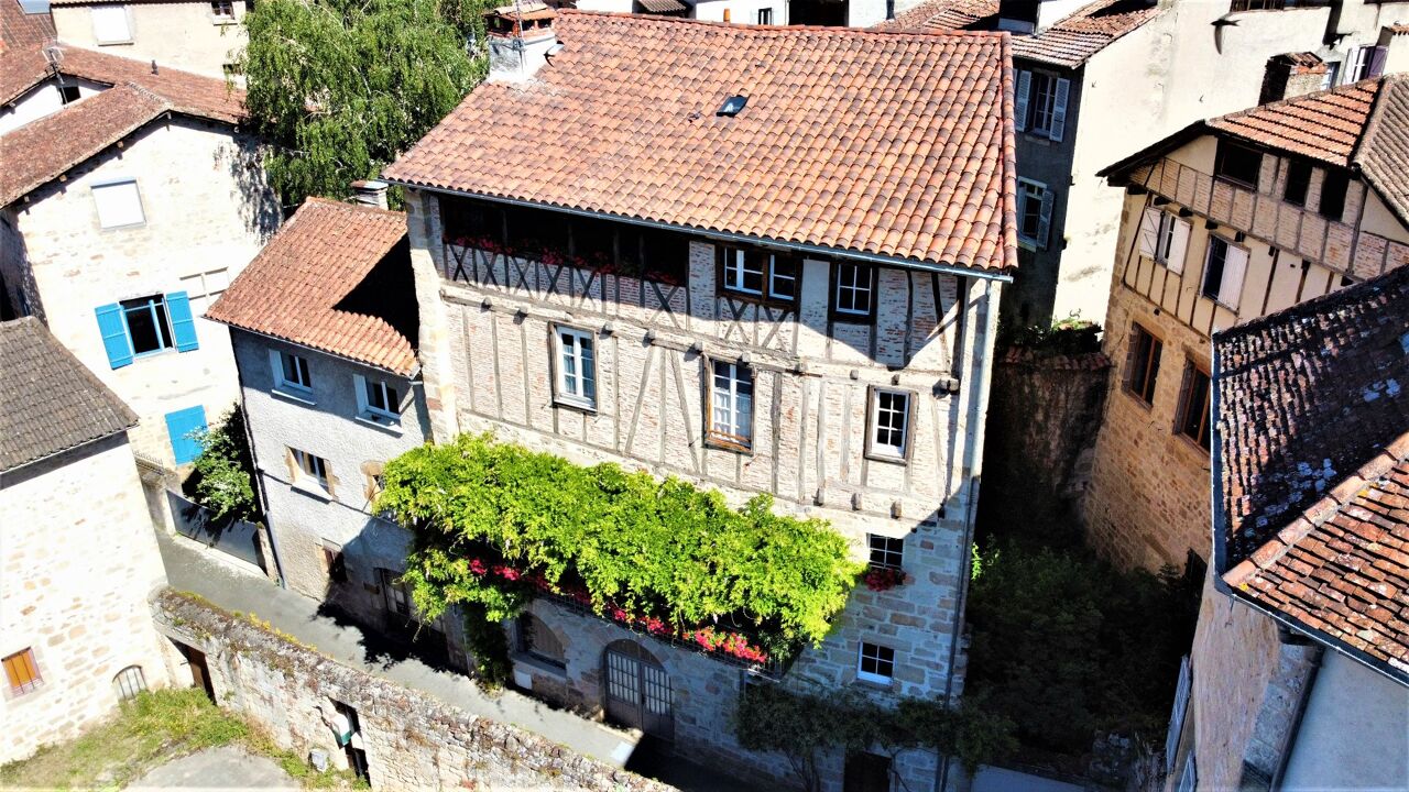 maison 10 pièces 350 m2 à vendre à Figeac (46100)