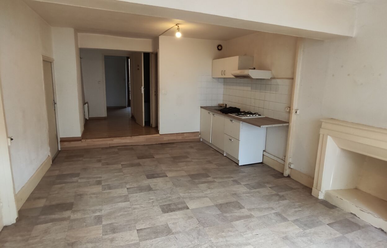 immeuble  pièces 145 m2 à vendre à La Côte-Saint-André (38260)