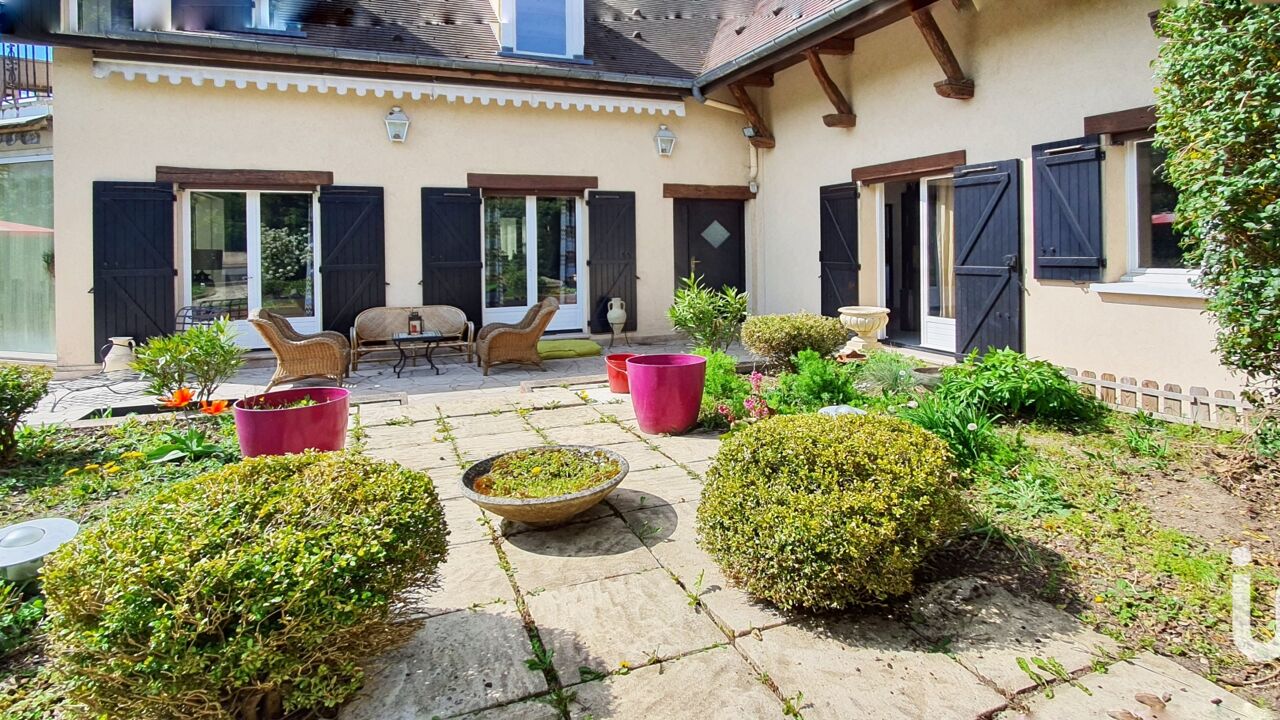 maison 8 pièces 269 m2 à vendre à Montévrain (77144)