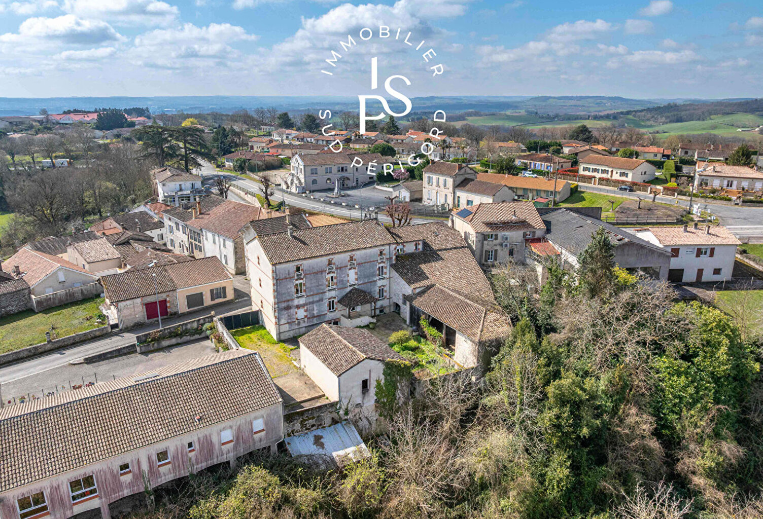 Maison de village avec belle vue — photo 1