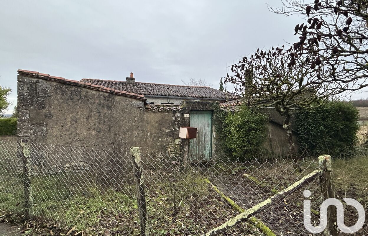 maison 2 pièces 55 m2 à vendre à Chadurie (16250)