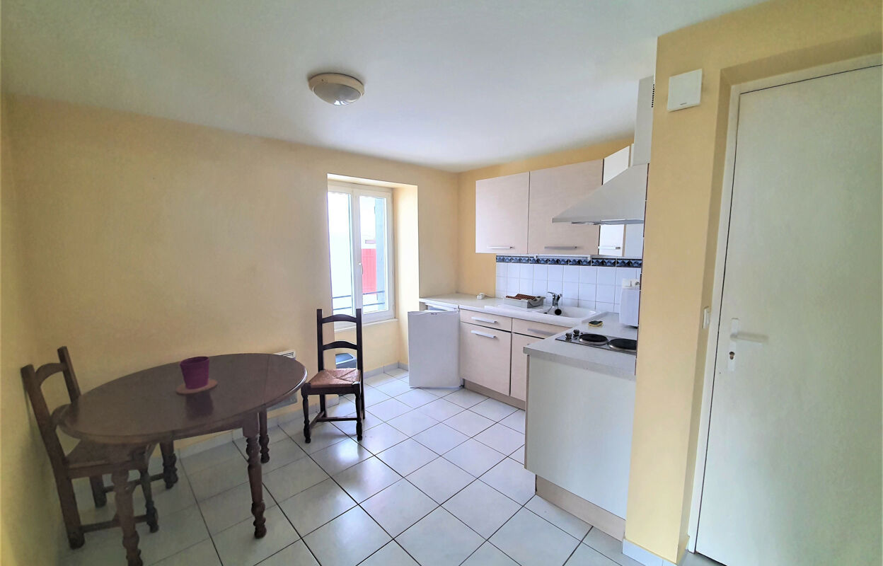 appartement 2 pièces 27 m2 à louer à Saint-Palais (64120)