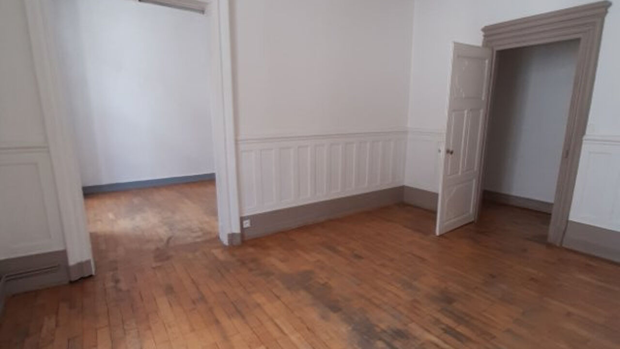 appartement 5 pièces 136 m2 à louer à Besançon (25000)