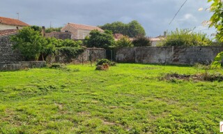Terrain  550 m² à vendre à Saint-Porchaire (17250)