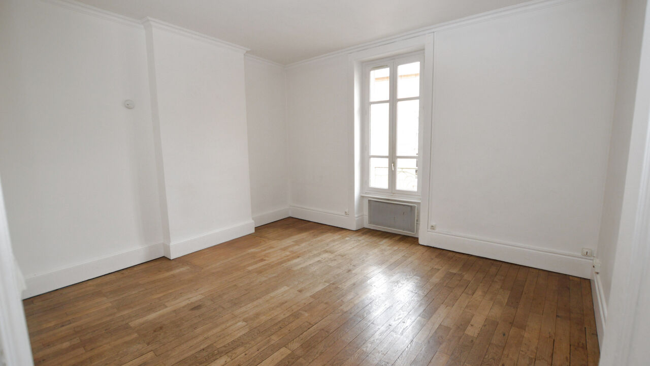 appartement 2 pièces 56 m2 à vendre à Lyon 8 (69008)