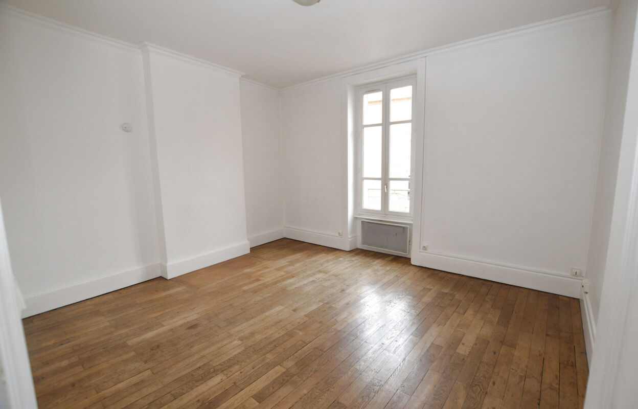 appartement 2 pièces 56 m2 à vendre à Lyon 8 (69008)