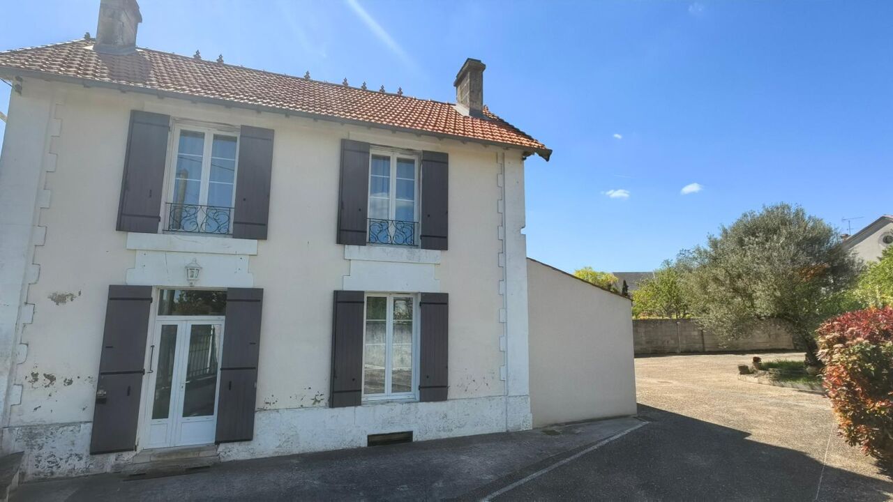 maison 6 pièces 144 m2 à vendre à Aulnay (17470)