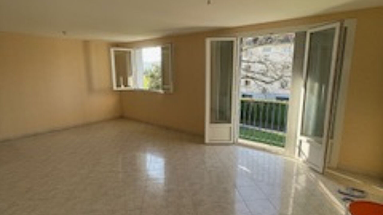 appartement 2 pièces 55 m2 à vendre à Pontacq (64530)