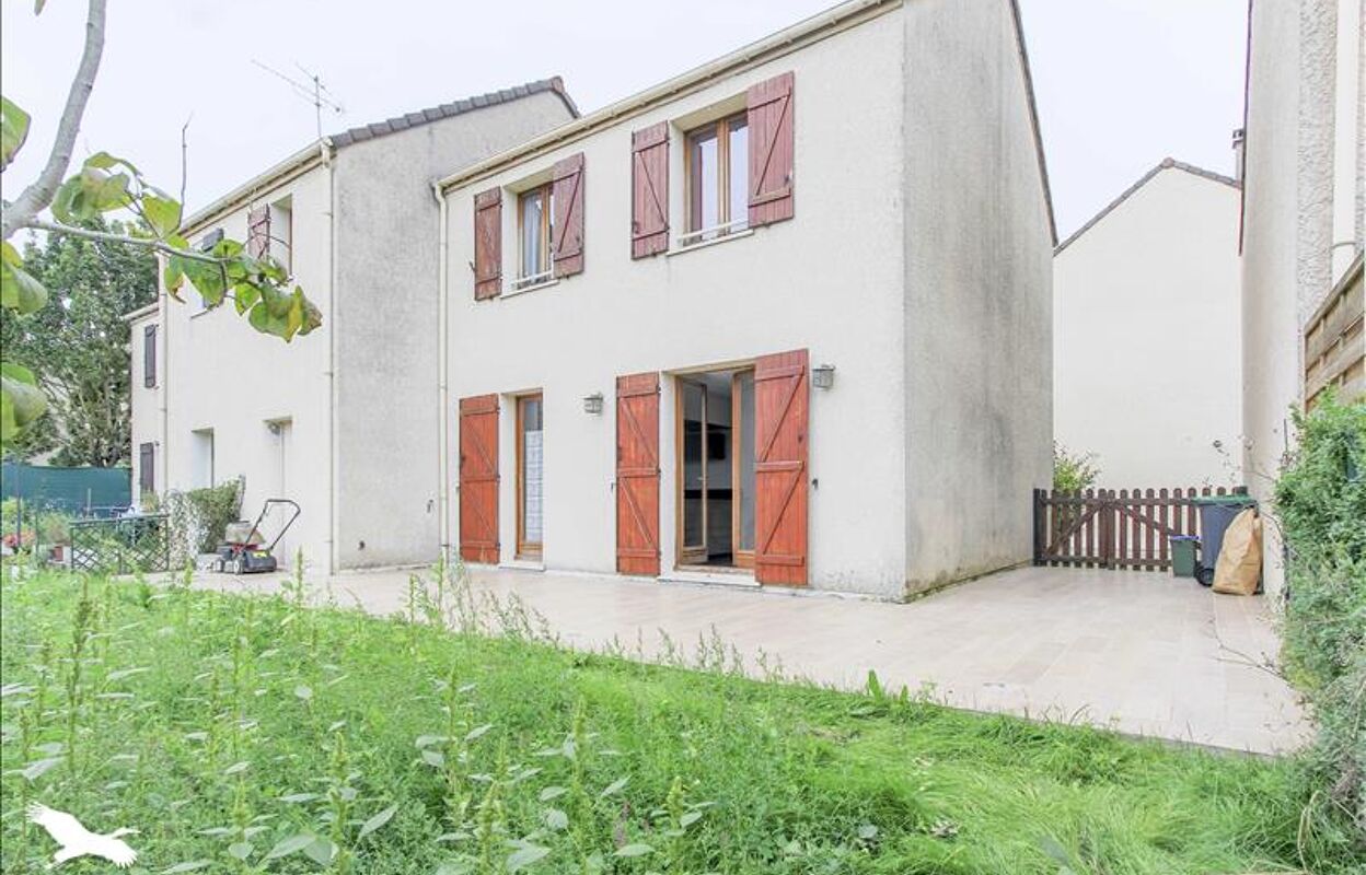 maison 6 pièces 97 m2 à vendre à Aubergenville (78410)