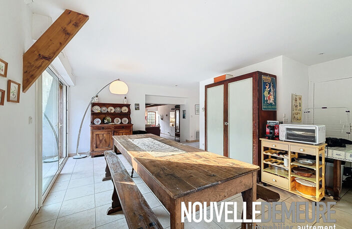 Charmante bâtisse en pierre de 110m2 habitable au coeur de la — photo 3