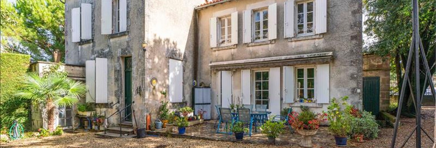 Maison 11 Pièces 408 m² à vendre à Barbezieux-Saint-Hilaire (16300)