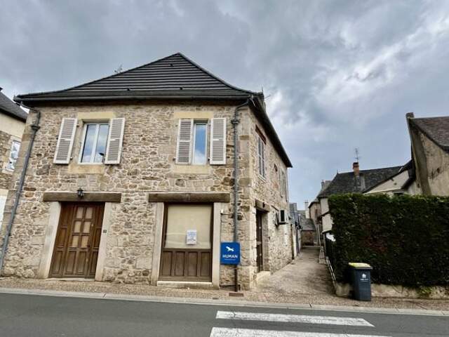 Immeuble à Cublac — photo du bien