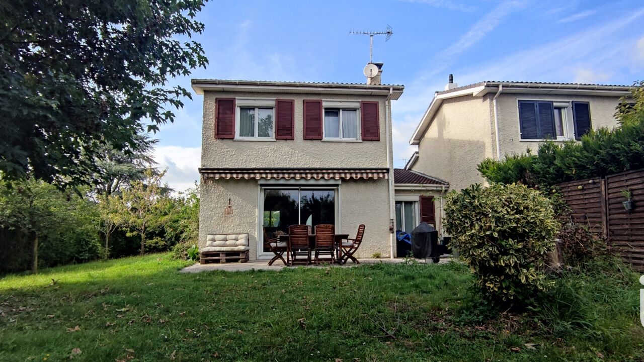 maison 6 pièces 100 m2 à vendre à Claye-Souilly (77410)