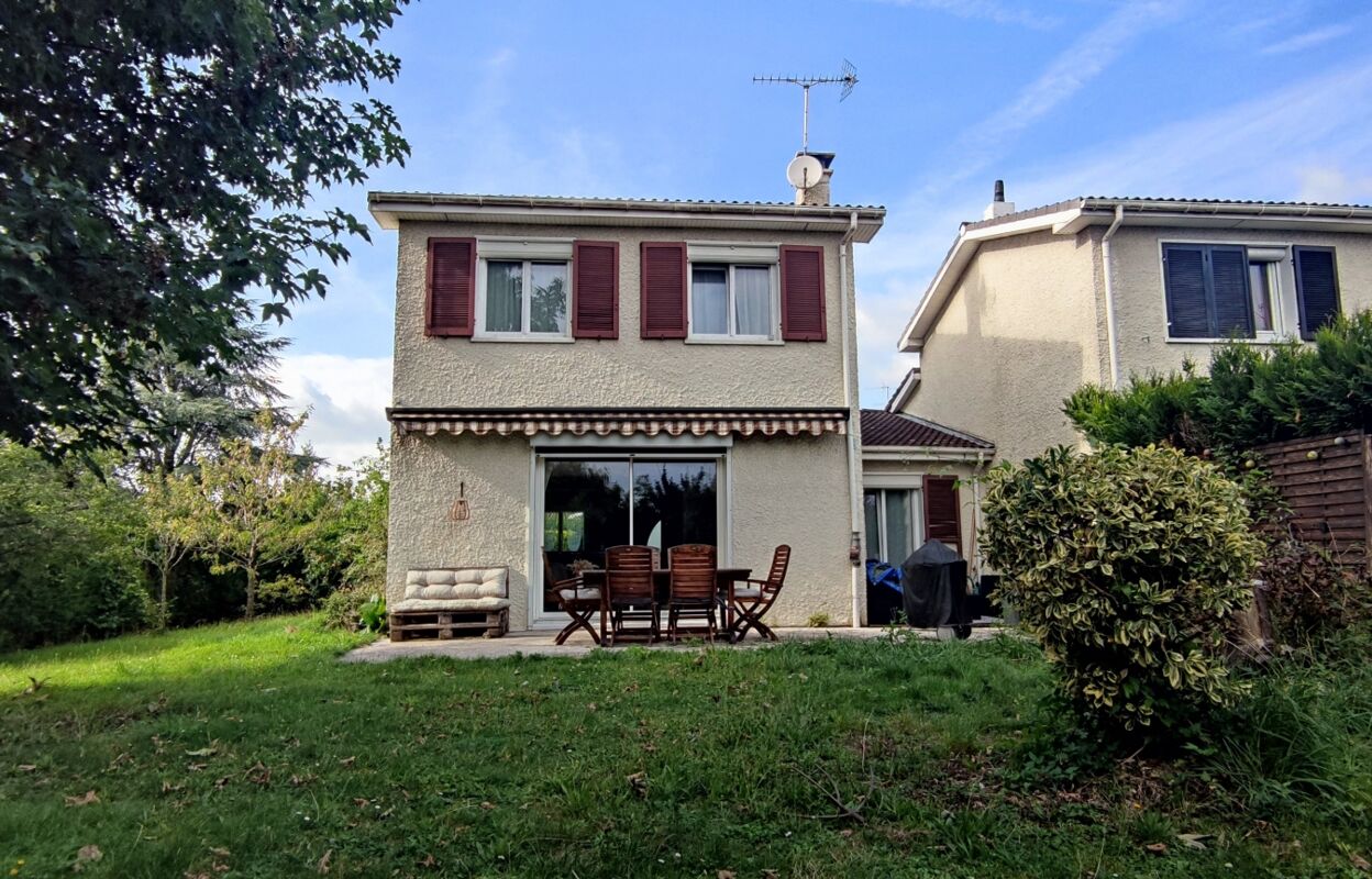 maison 6 pièces 100 m2 à vendre à Claye-Souilly (77410)