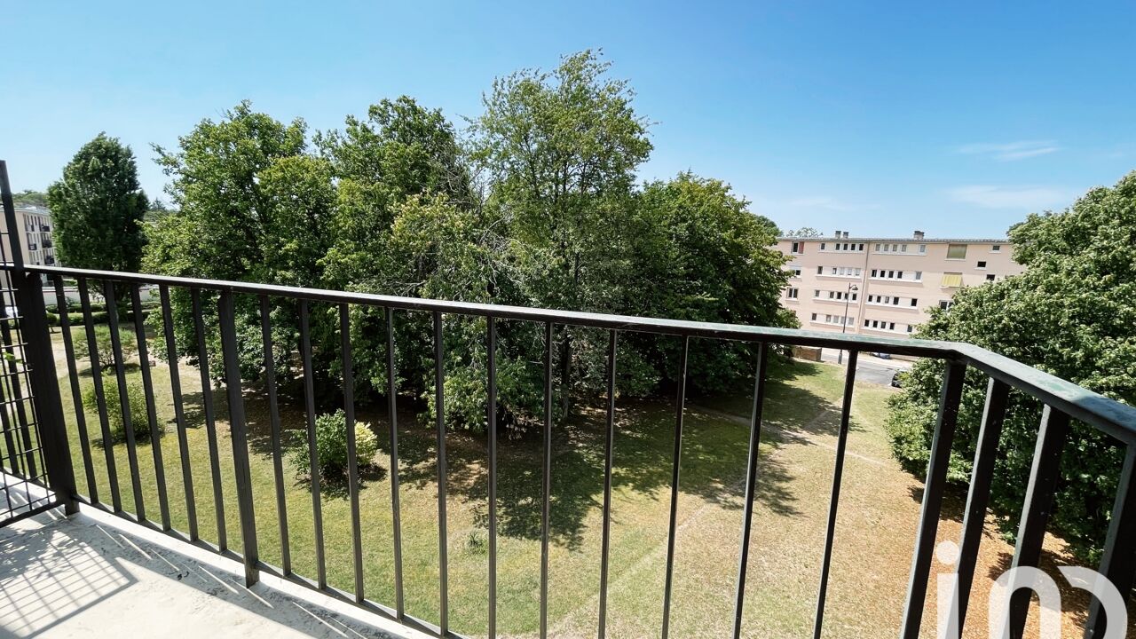 appartement 5 pièces 73 m2 à vendre à La Rochette (77000)