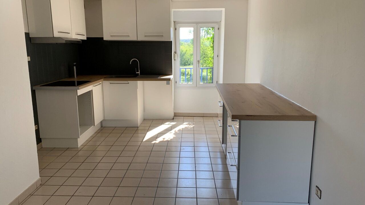 appartement 4 pièces 79 m2 à louer à Joyeuse (07260)