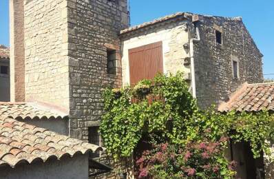 Vagnas 07150 Maison de village avec jardin — photo du bien