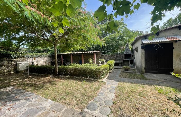 EXCLUSIVITÉ : Maison de village en pierre 104 m² avec cour intime  à Vagnas — photo 5