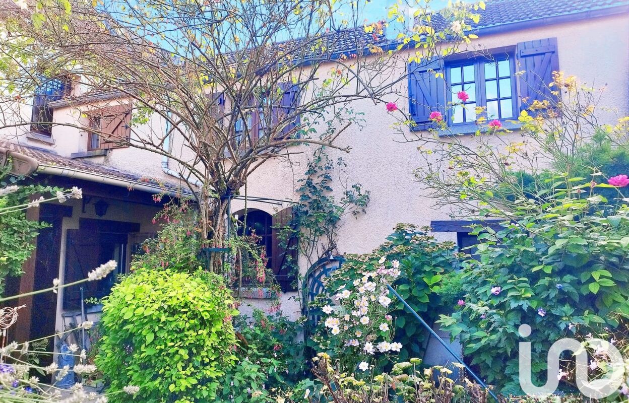 maison 4 pièces 97 m2 à vendre à Montceaux-Lès-Meaux (77470)