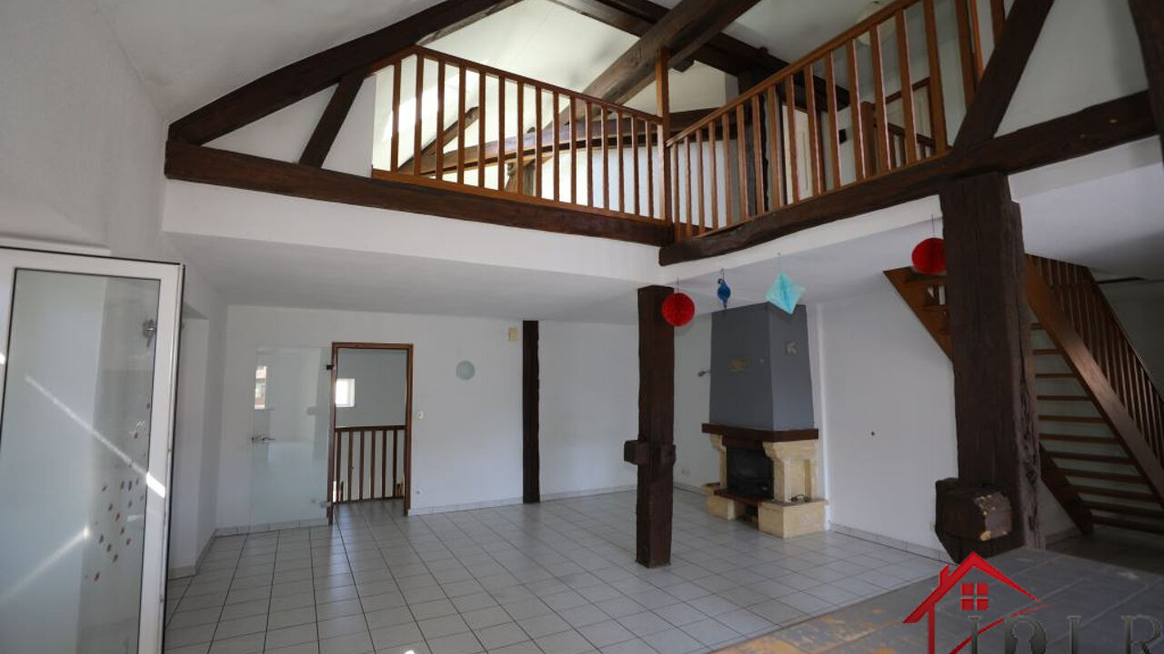 appartement 6 pièces 240 m2 à vendre à Abelcourt (70300)