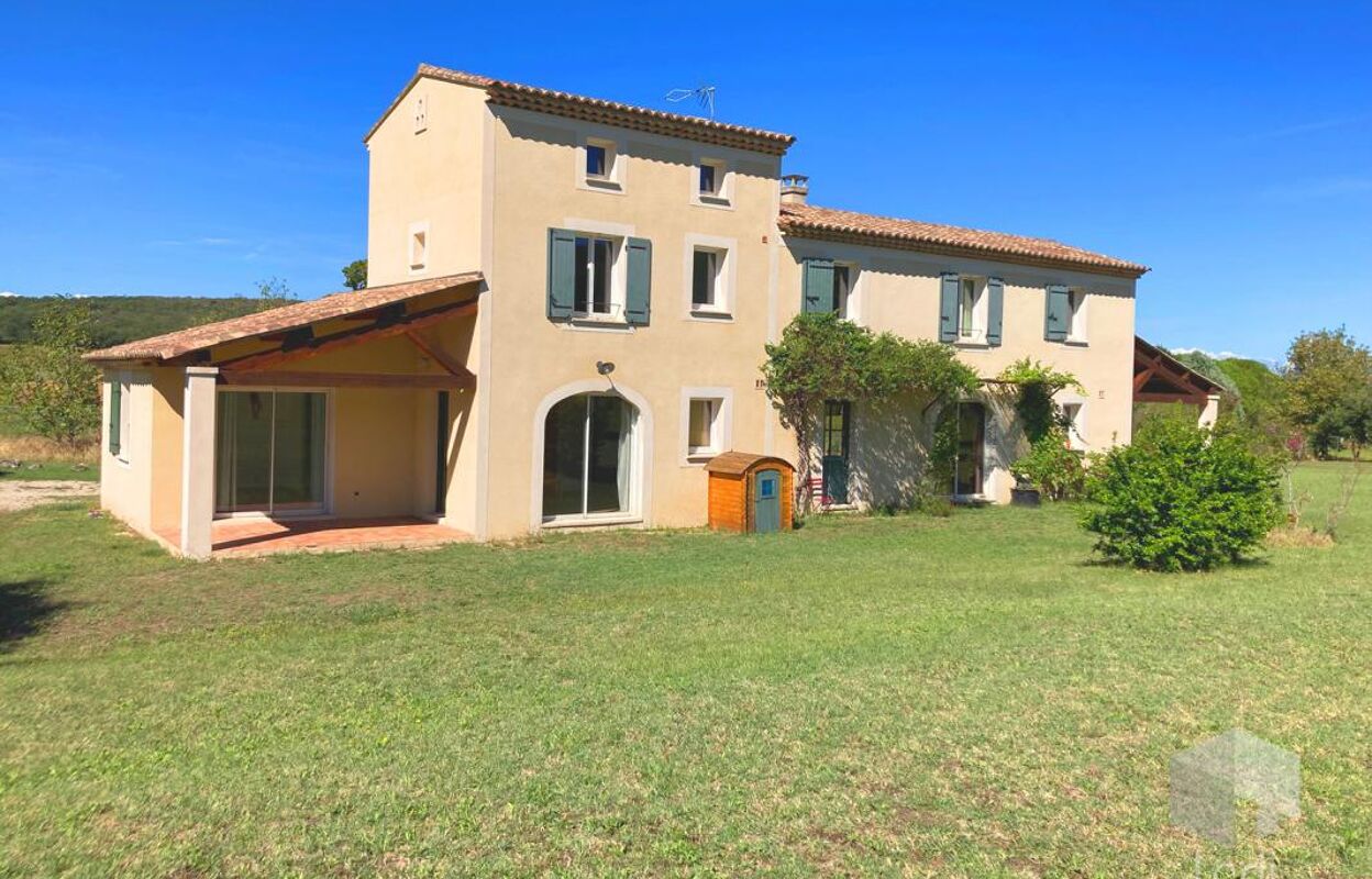 maison 7 pièces 260 m2 à vendre à Puygiron (26160)