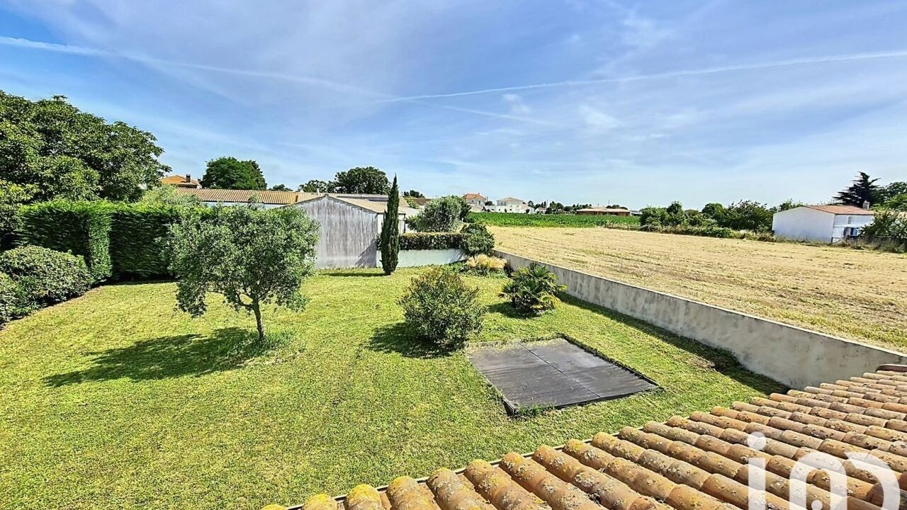 maison 7 pièces 121 m2 à vendre à Saint-Froult (17780)