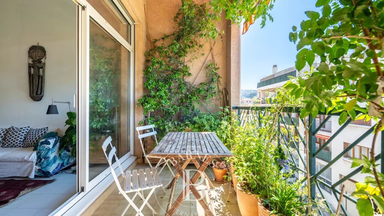 appartement 5 pièces 107 m2 à vendre à Marseille 8 (13008)