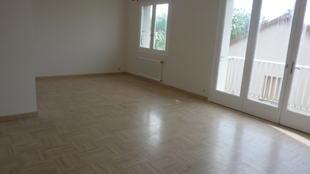 appartement 5 pièces 85 m2 à louer à Rodez (12000)