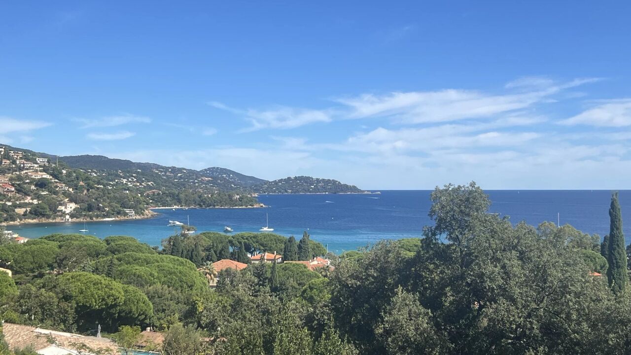 maison  pièces 140 m2 à vendre à Le Lavandou (83980)