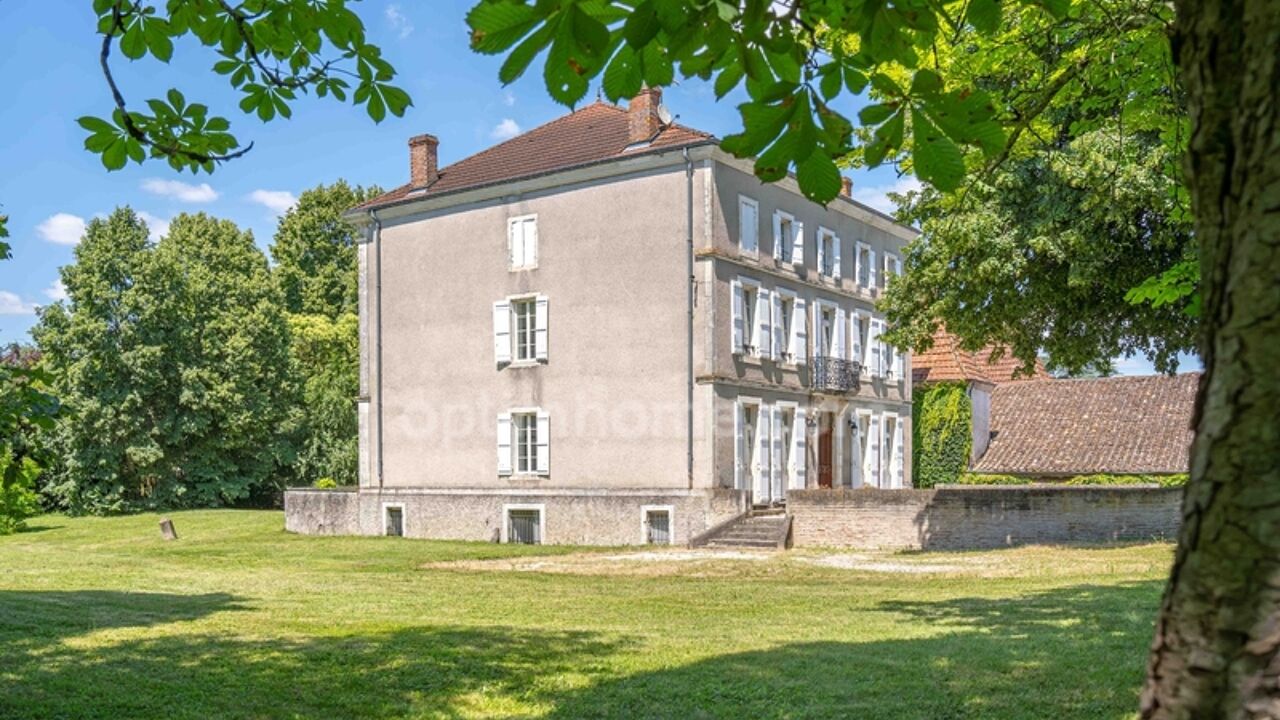 maison 11 pièces 437 m2 à vendre à Sainte-Livrade-sur-Lot (47110)