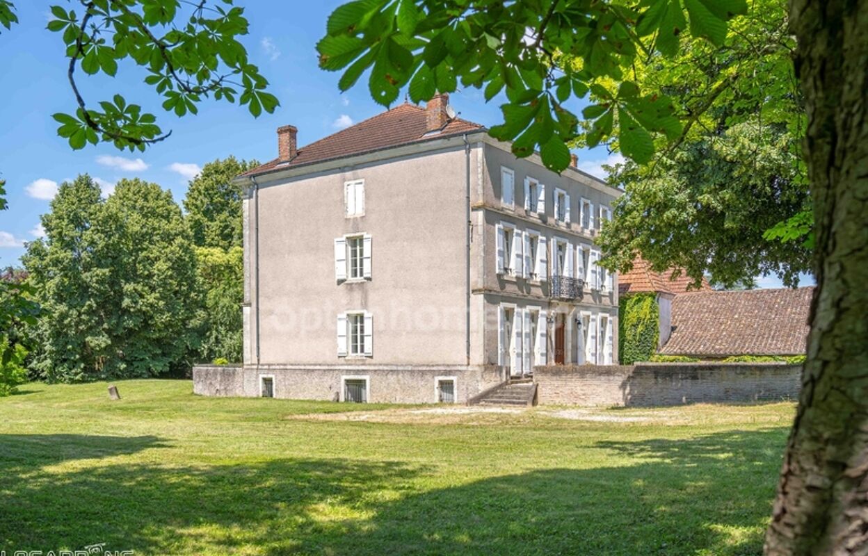 maison 11 pièces 437 m2 à vendre à Sainte-Livrade-sur-Lot (47110)