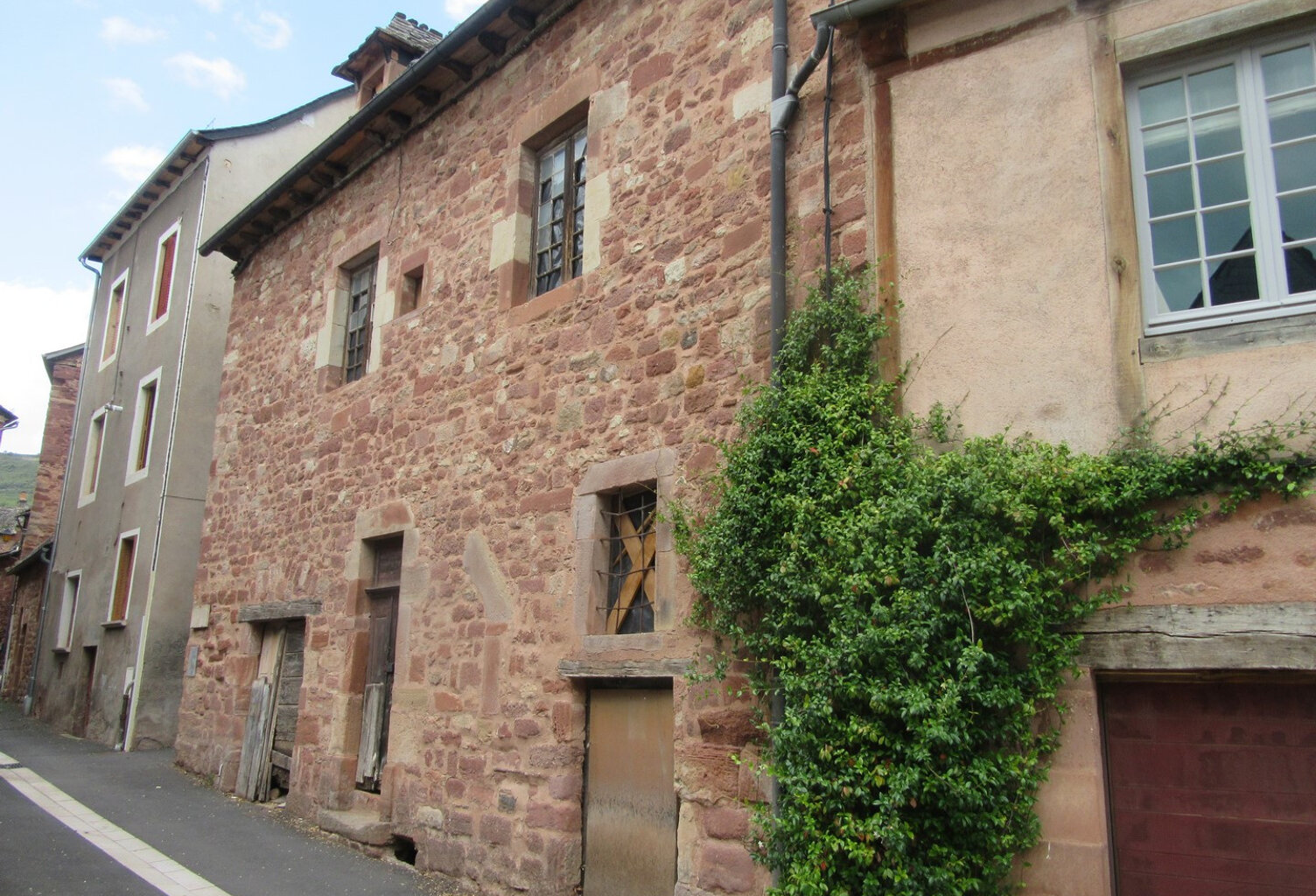Vente maison 3 pièces 160 m² Clairvaux-d'Aveyron (12330) — photo 1