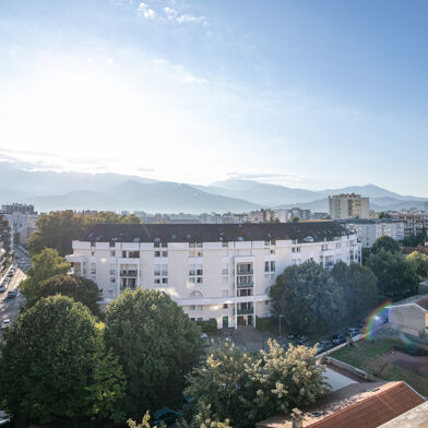 Appartement 3 pièces 122000 €