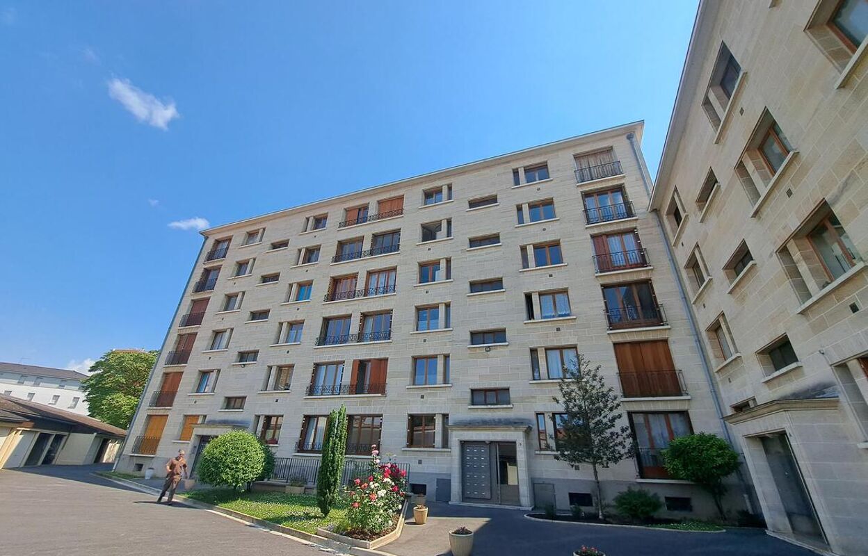 appartement 2 pièces 56 m2 à vendre à Reims (51100)