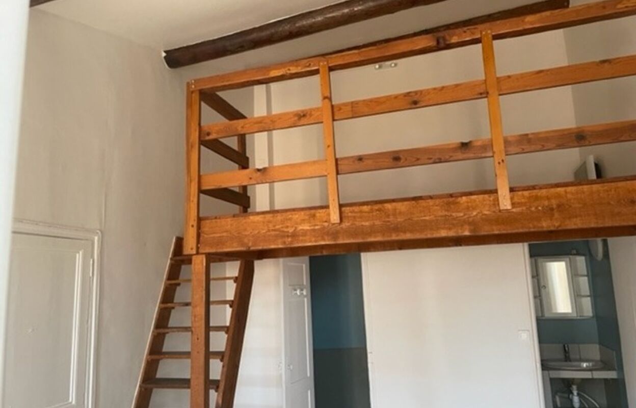 appartement 2 pièces 25 m2 à louer à Marseille 6 (13006)