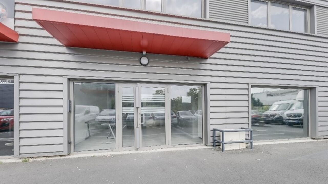 bureau 1 pièces 51 m2 à louer à Villeneuve-la-Garenne (92390)