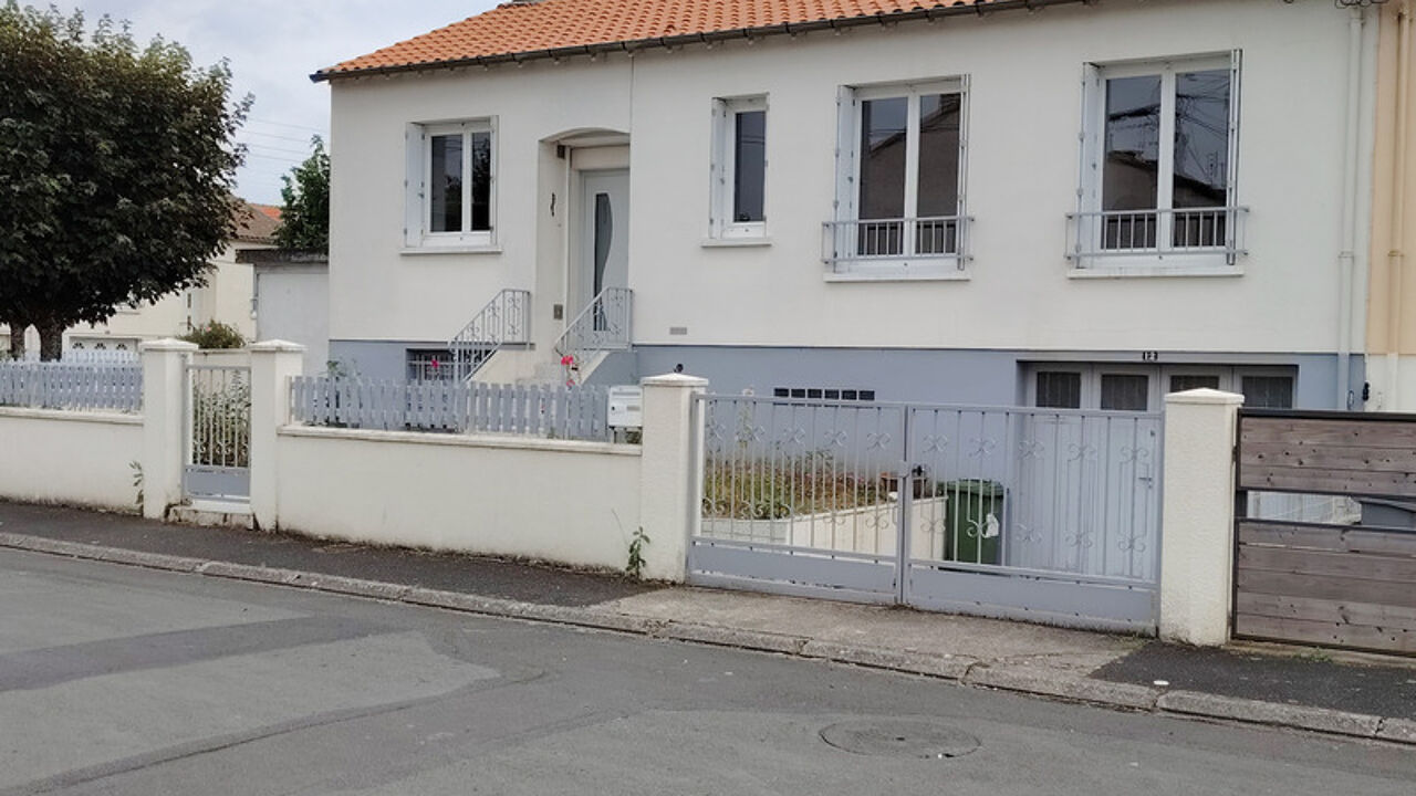 maison 6 pièces 103 m2 à vendre à Niort (79000)