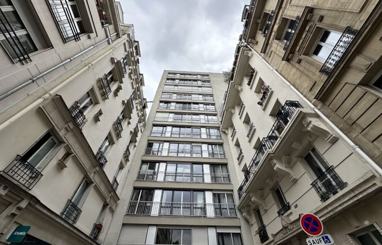 appartement 2 pièces 44 m2 à louer à Paris 11 (75011)