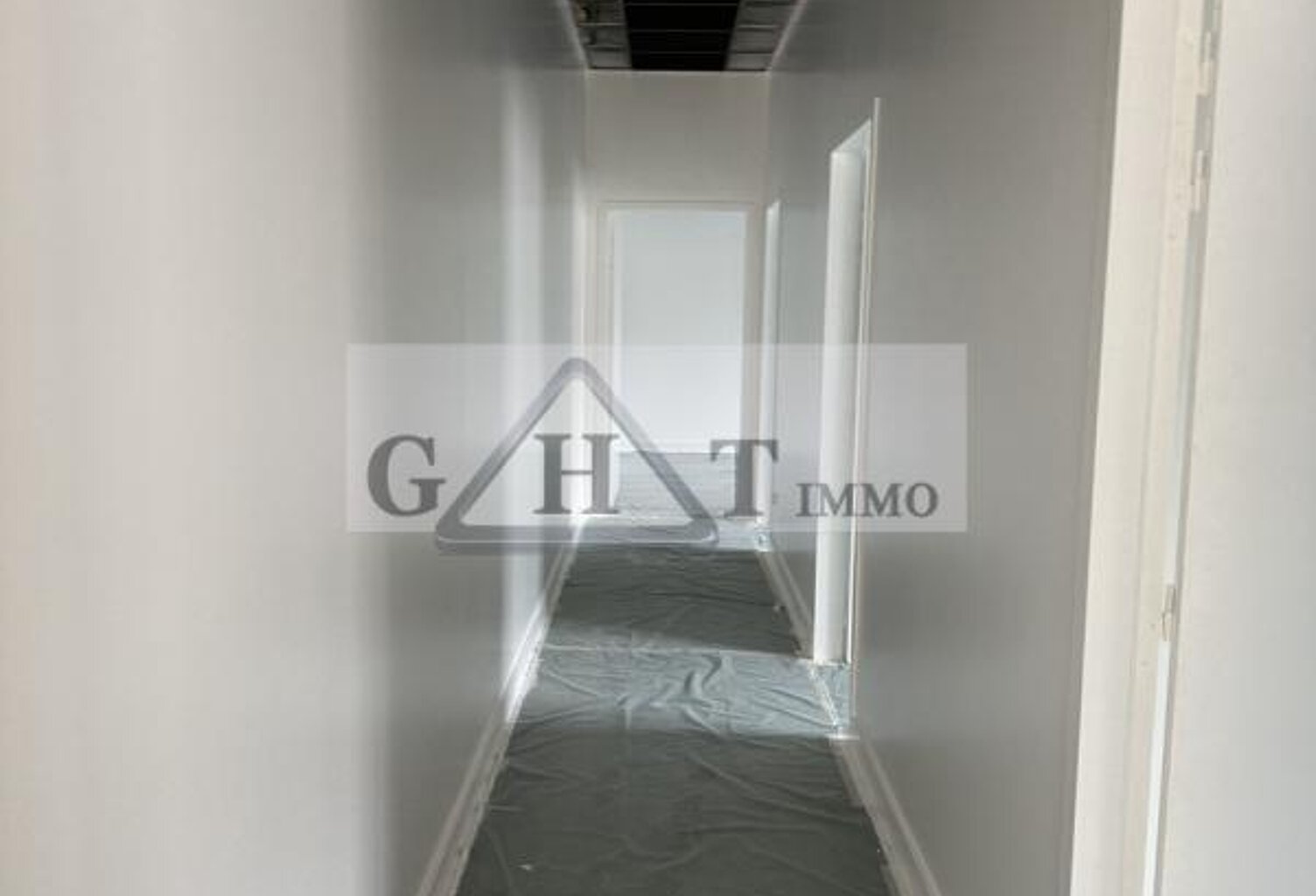 100M2 DE BUREAU A LOUER SUR LA N3 — photo 1