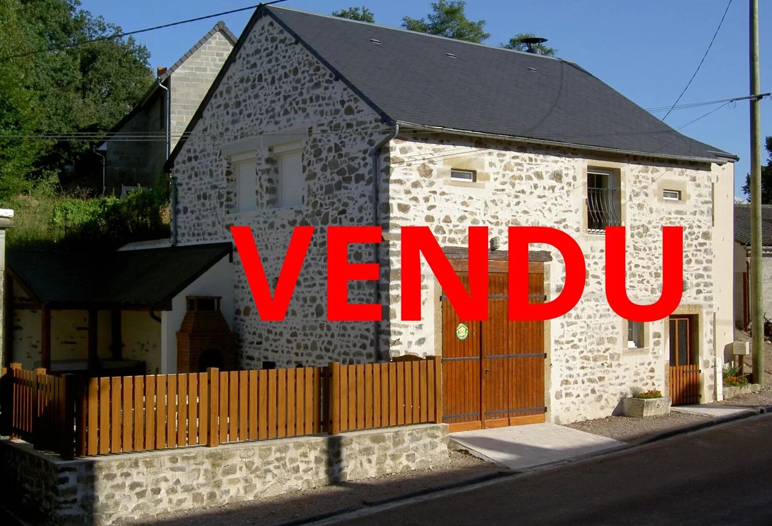 Maison de village très bien rénovée à vendre dans le Morvan — photo 1