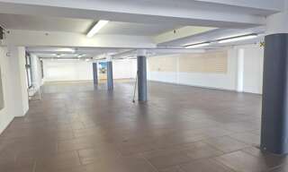 Commerce  300 m² à louer à Saint-Pierre (97410)