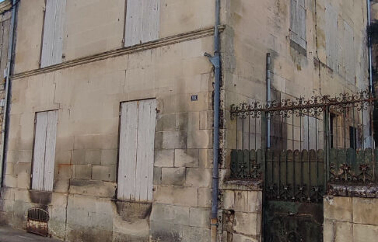 maison 2 pièces 90 m2 à vendre à Pons (17800)