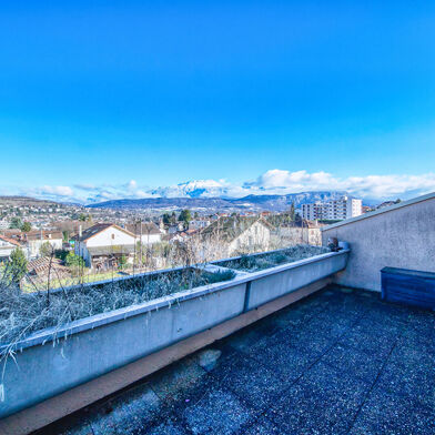 Appartement 5 pièces 269000 €