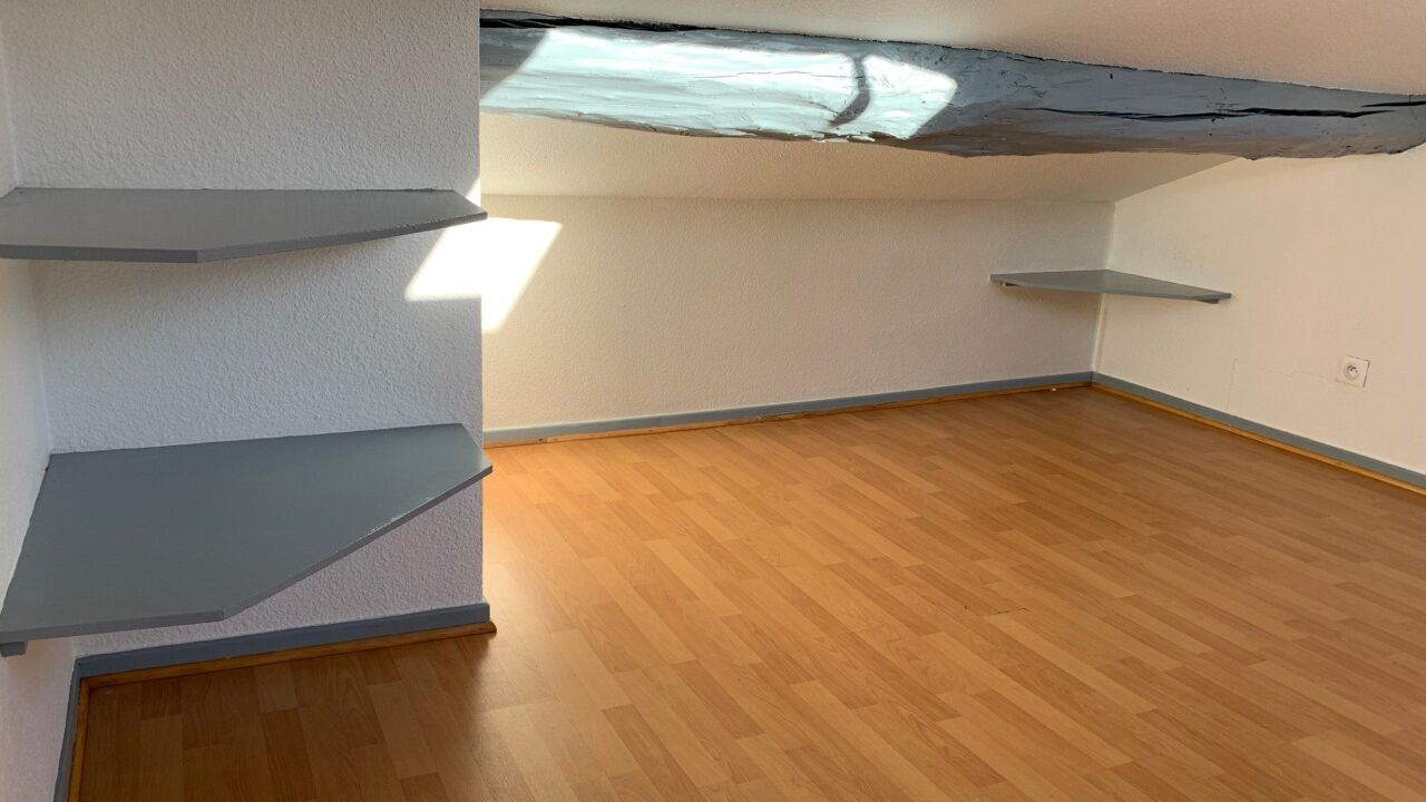 appartement 1 pièces 21 m2 à louer à Bourg-Lès-Valence (26500)