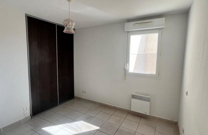 Grand appartement T3 avec terrasse et ascenseur — photo 4