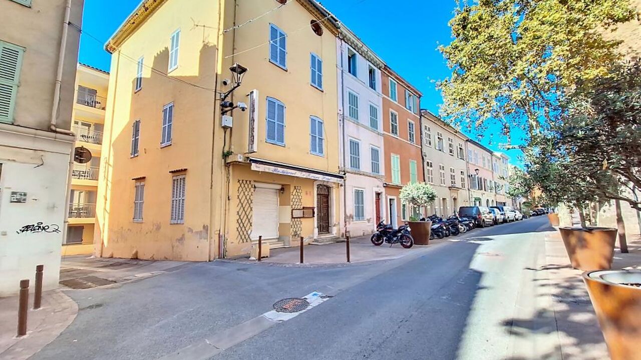 maison 11 pièces 282 m2 à vendre à Fréjus (83600)